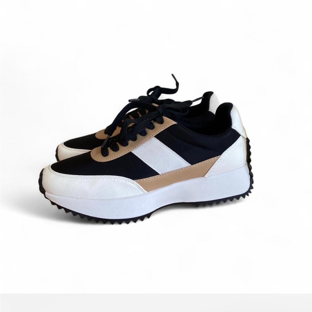 DV by Dolce Vita Black/White/Tan Platform Chunky Sneakers Women’s Size 7 - Picture 2 of 5